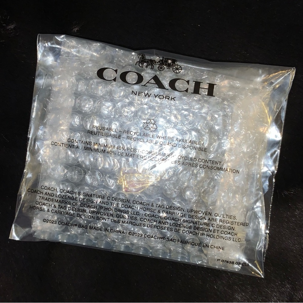 NEW! COACH x TOM WESSELMAN Lips Slider Bracelet, NWT, GORGEOUS! - Picture 8 of 11